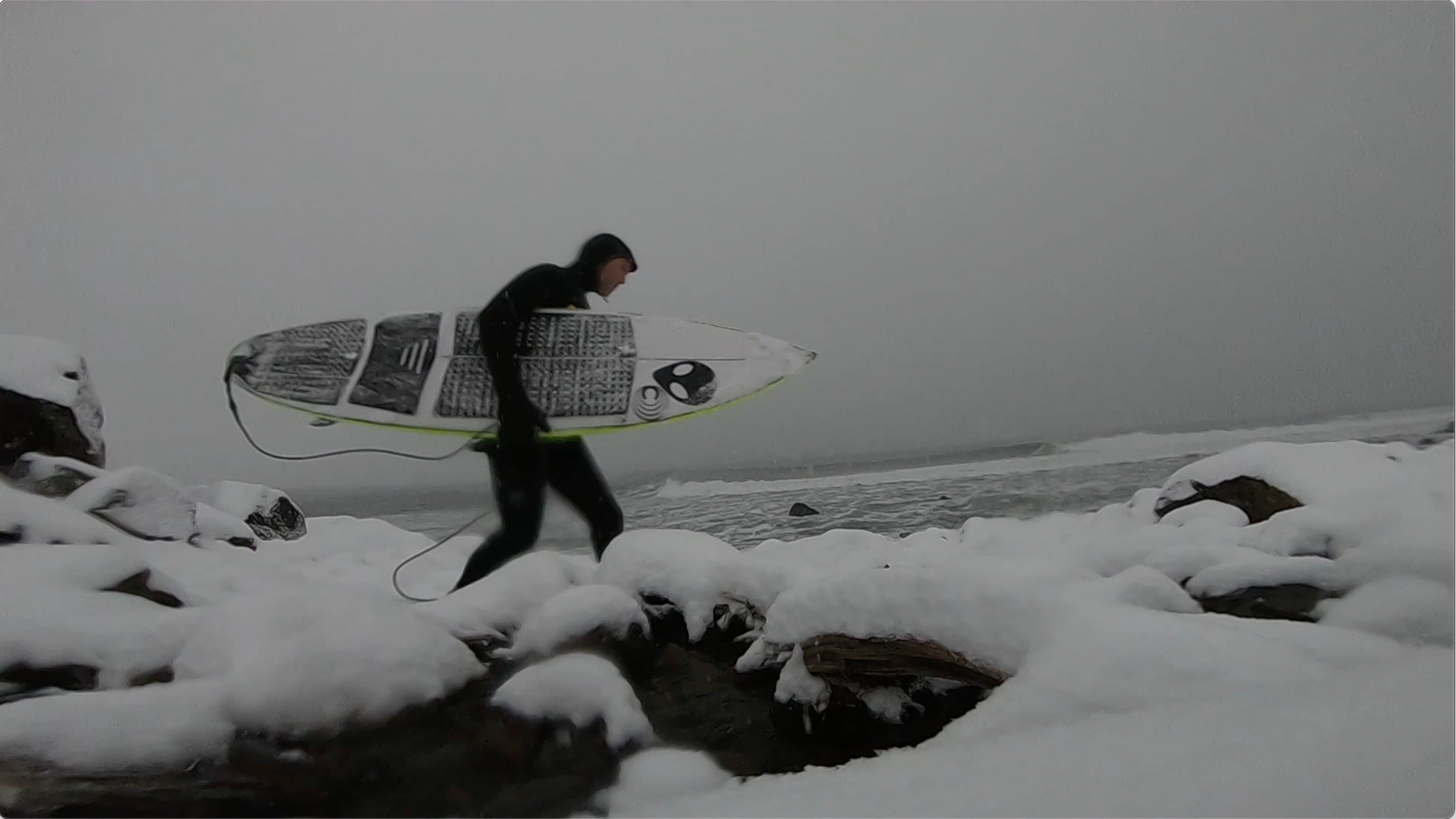 Redefining Cold-Water Surfing: The Story Behind the LunaSurf All 4mm Hooded Wetsuit