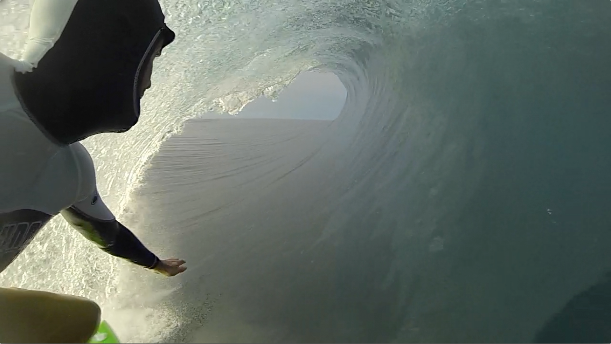 Surf long sleeve rash guard
Ian Battrick in Indonesia