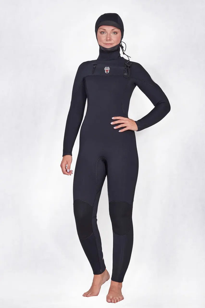 The best ladies cold water surfing wetsuit Lunasurf 5/4