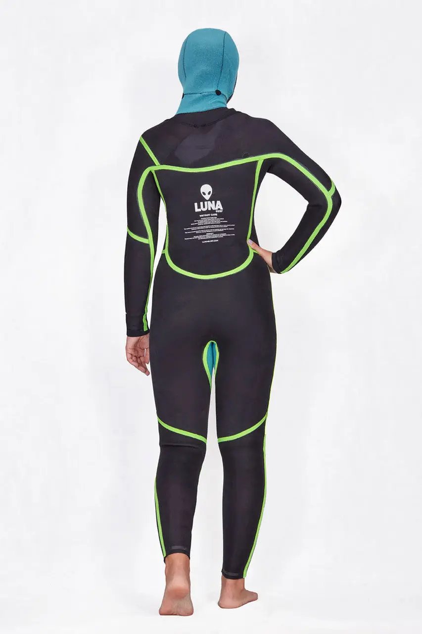 Thermal lined hood wetsuit