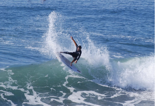 fins-free-hb-kyle-mcgeary-lunasurf-wetsuit.png