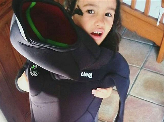 kailani-lunasurf-yamamoto-childrens-wetsuit-6.4mm-.png