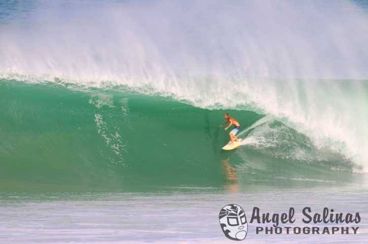 kyle-anderson-mexico-lunasurf-thruster-surfboard-fins.jpg