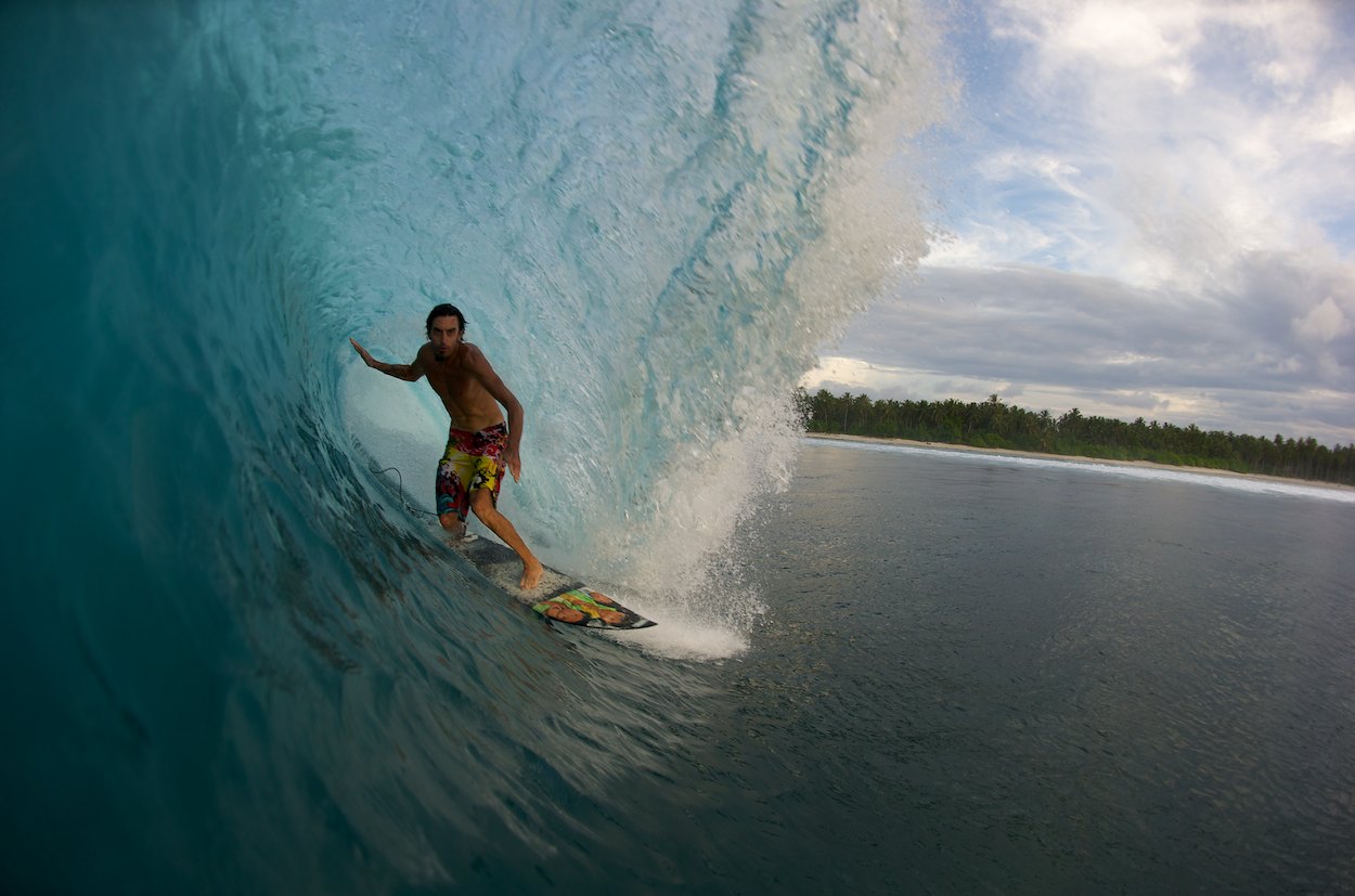 phil-goodrich-aviso-surfboard-indonesia-.jpg