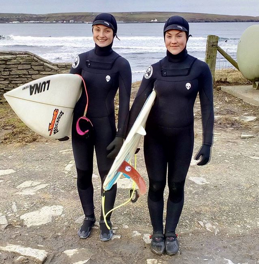 phoebe-strachan-and-jen-wood-lunasurf-ladies-coldwater-wetsuit.png